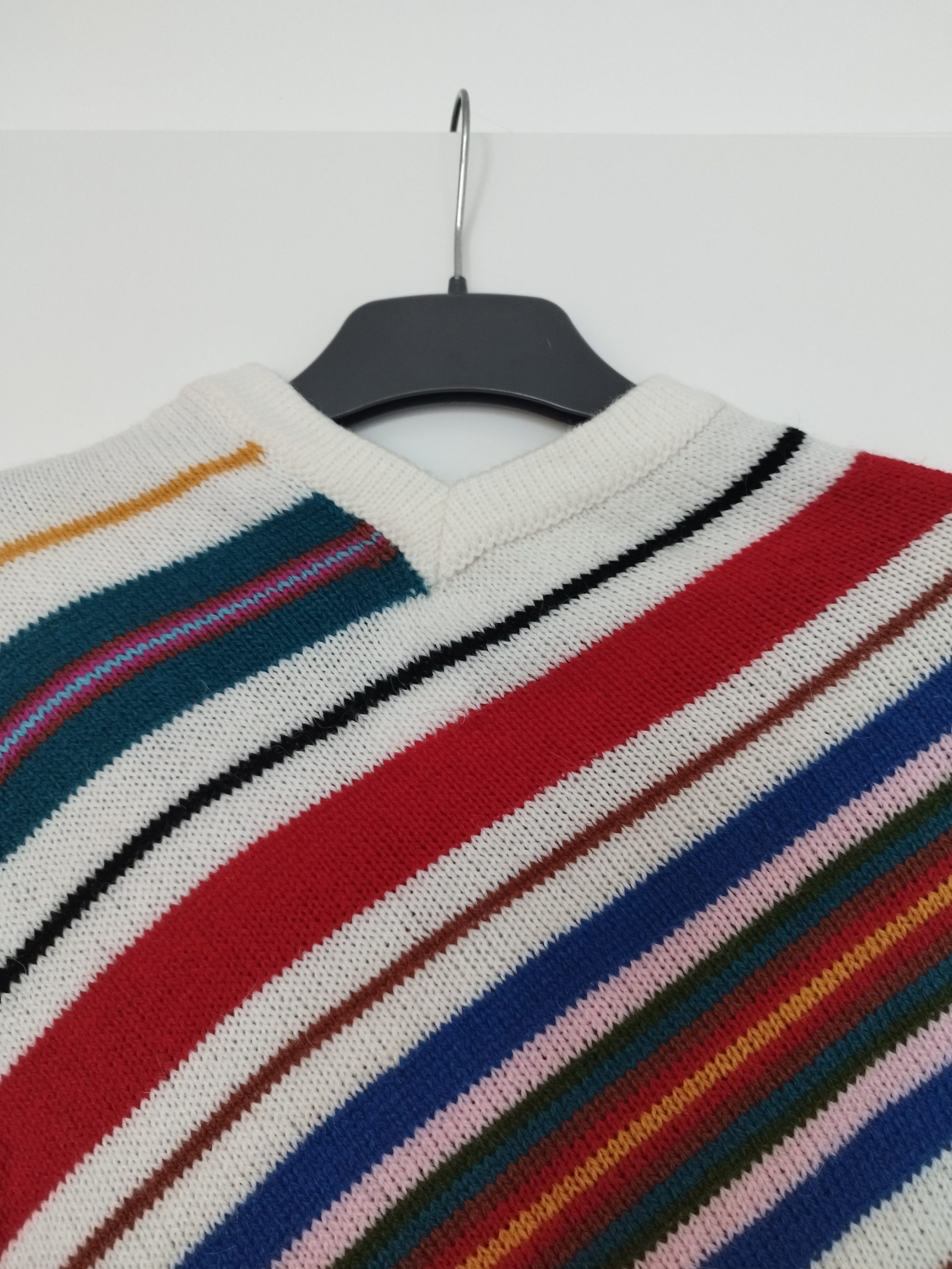 Pull homme-poncho femme – Image 5